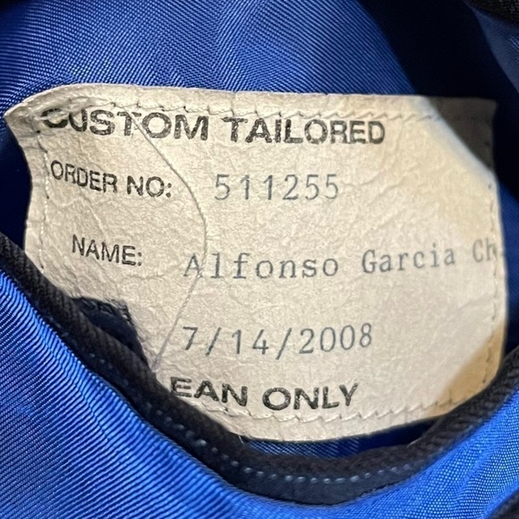 Edward Baumann Clothiers Men’s Black Pinstripe Blazer - Approximate Size 46” - Picture 12 of 12